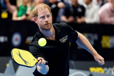 Prince Harry plays pickleball as rumours swirl around his family’s arrival in the UK