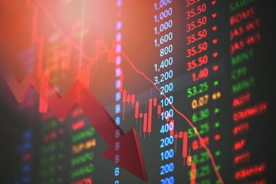 Stock Market Today: Dow Jones, S&P 500 Futures Fall as Investors Await SK Hynix Debut and US Reportedly Mulls ‘Technical Talks’ With Iran— PMGC Holdings, WD-40, Netflix In Focus (UPDATED)