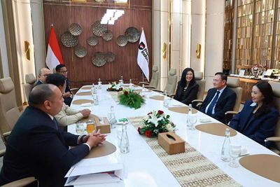 Thaksin meets Indonesia president for talks, including on wealth management
