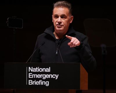 MPs call on UK government to host televised emergency briefing on climate crisis