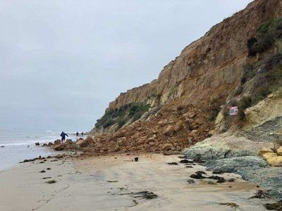 California's collapsing cliffs do warn before they give way; they begin moving hours before disaster strikes, scientists found