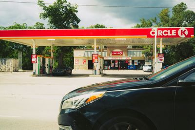 Who Owns Freedom Fuel? White House Promotes Mystery Gas Chain Selling $3.47 Fuel