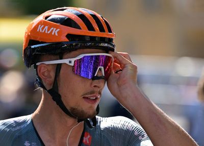 Why are riders at the Tour de France taping their noses?