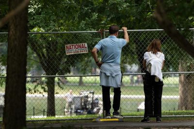 Crews again drain Trump’s troubled reflecting pool