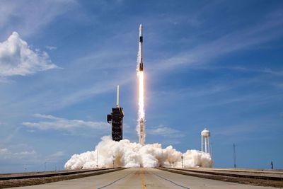 SpaceX's Falcon 9 nears reusability record with 35th flight: How the reusable rocket works