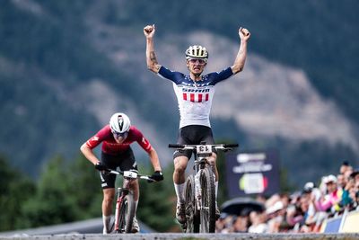 'I'm not used to having to sprint for the win, so that was scary' – Risky move pays off for Bjorn Riley with his first UCI Mountain Bike World Cup win
