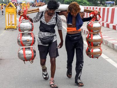 Kanwar Yatra route in Muzaffarnagar to have AI camera drones, CCTVs