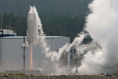 Japan successfully launches, lands reusable rocket