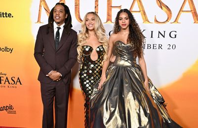 Jay-Z joined on stage by Beyonce, Blue Ivy and more