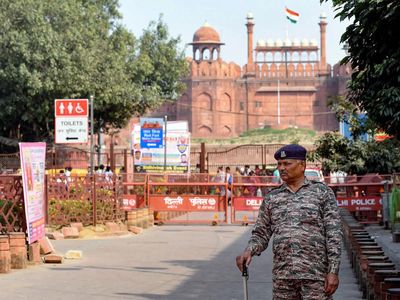 Delhi briefly placed on high security alert after hoax threat call to blow up the Red Fort
