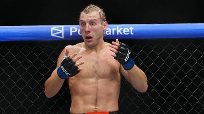 Saint-Denis vs Pimblett Kalshi Prediction Market Movement