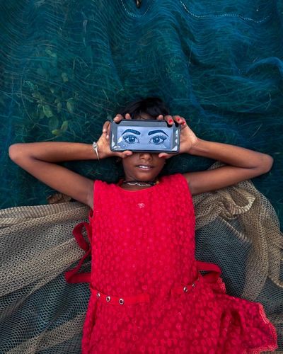 ‘It’s difficult for children to avoid the temptation of screens’: Soumayan Biswas’s best phone picture