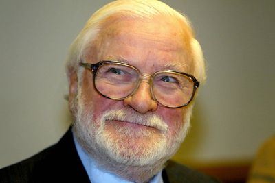 Ken Bates dead: Tributes to former Chelsea owner who helped save club
