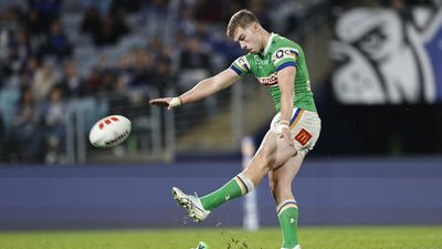 'Dicks don't know': Stuart vindicated on young halfback
