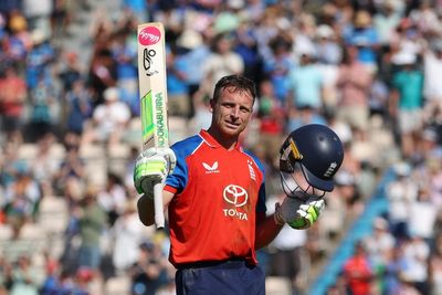 Jos Buttler ends century drought in style as England sweep hapless India in T20 series