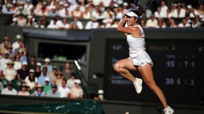 Noskova survives tearful meltdown to win first Wimbledon title