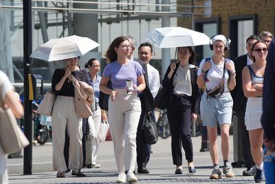 Met Office issues dire warning as UK heatwave set to continue into next week