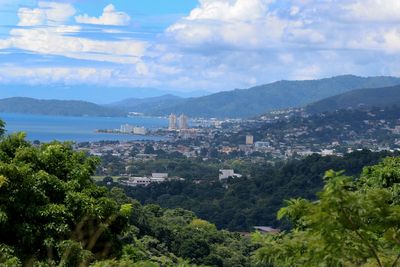 Trinidad and Tobago signs agreements with US companies paving way for data centers in the Caribbean