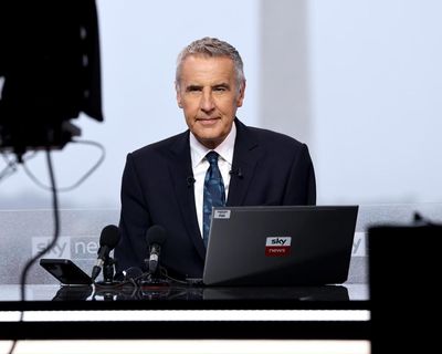 TV presenter Dermot Murnaghan dies of prostate cancer, aged 68