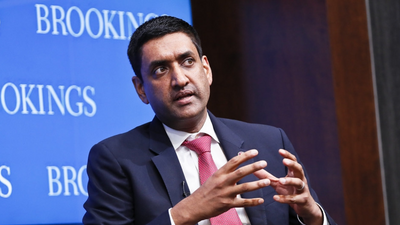Who is Congressman Ro Khanna? Democrat considering 2028 US presidential run says Israeli settlers detained him in West Bank. Here's what happened