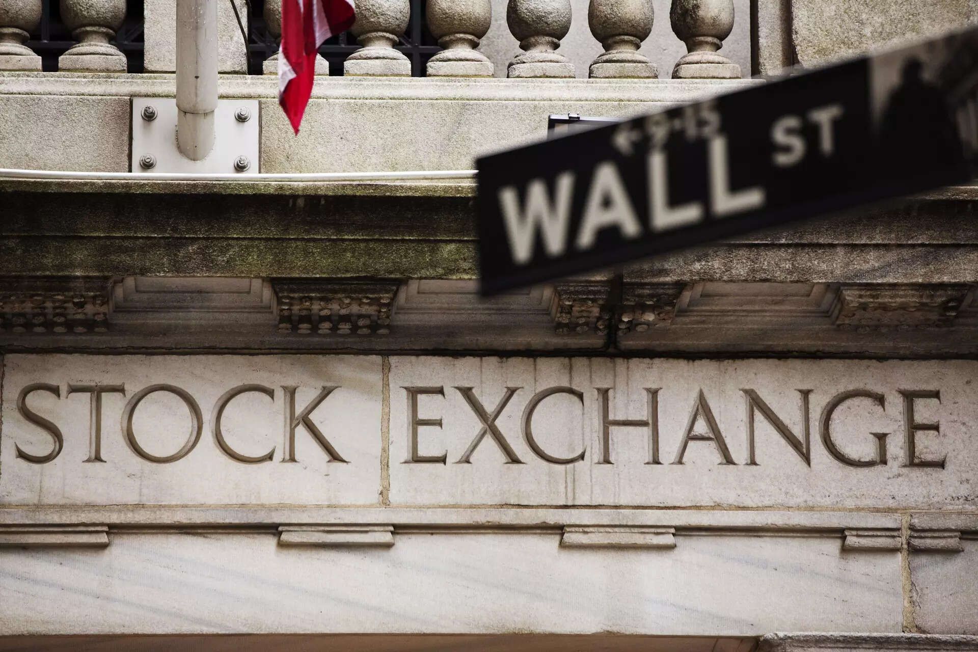 Stocks priced for ‘sunshine and rainbows’ now face earnings test