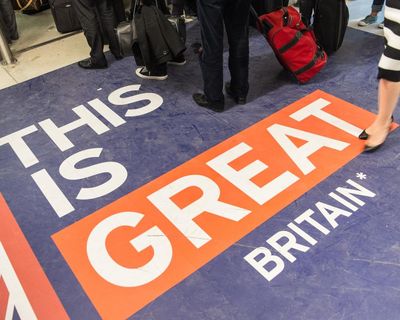 France and UK to increase staffing at border controls in effort to avert travel chaos