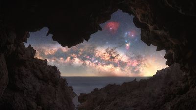 4 hours of searching led to this spectacular Milky Way cave photo – "I'm always drawn to locations that feel unique and relatively undiscovered"