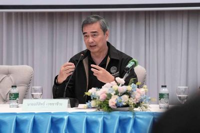 Southern Connect plan a better alternative: Abhisit