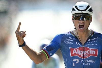 'I was really struggling' - Mathieu van der Poel comes to terms with the heat to win stage 9 of the Tour de France from the breakaway