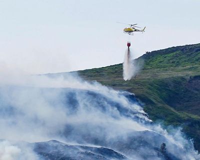 UK in ‘firewave’ as extreme heat provides ideal conditions for wildfires, experts warn