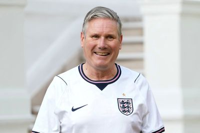 Starmer dismisses Argentina’s Falklands claim ahead of England World Cup semi-final