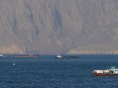 Passage through Strait of Hormuz 'unfeasible' after US actions, says Persian Gulf Strait Authority; halts transit permits