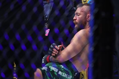 McGregor Done for Good? Former UFC Champion Quickly Suffers Serious Knee Injury in Latest Bout