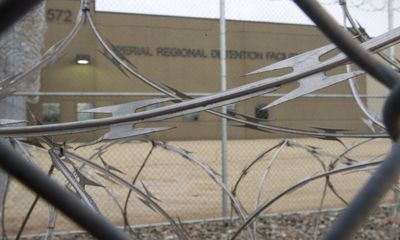 California Lawmakers Target Price Gouging at ICE Detention Facilities