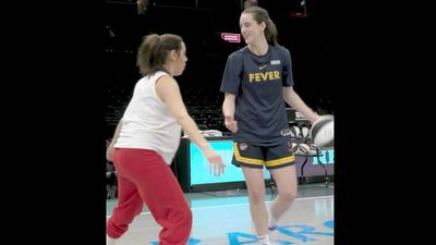 A Pregnant Aubrey Plaza Roasting Caitlin Clark at Practice Proves Why She’s the Best WNBA Fan