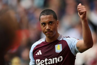 Manchester United close in on surprise deal to sign Youri Tielemans: report