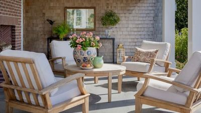 16 Beautiful Outdoor Seating Ideas for a More Comfortable and Welcoming Backyard
