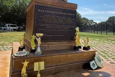 White House reacts to ‘Iran War Participation Trophy’ on National Mall mocking Trump