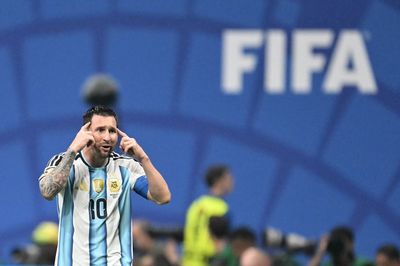 England sent Lionel Messi warning ahead of Argentina clash: 'Stay focused'