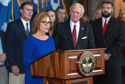 South Carolina governor picks Graham’s sister to serve out his term