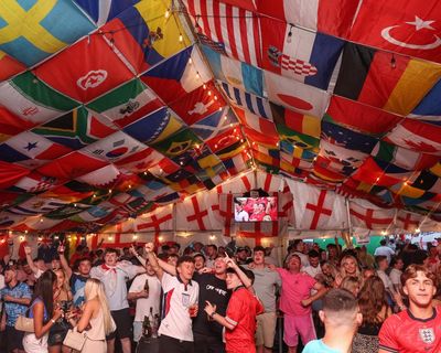 World Cup and sunshine prompt UK consumers to splash out on beer and online shopping