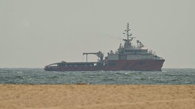 Middle East live: Trump backs down on Hormuz levy in favour of Gulf investment deals