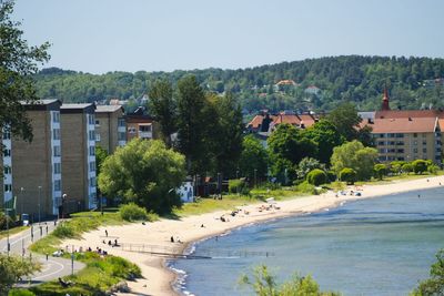 Three Arrested After 45-Year-Old Visiting With Family Dies Following Attack at Swedish Beach