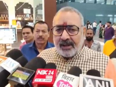 Export diversification fuels textile sector resilience; India ready to compete globally: Giriraj Singh