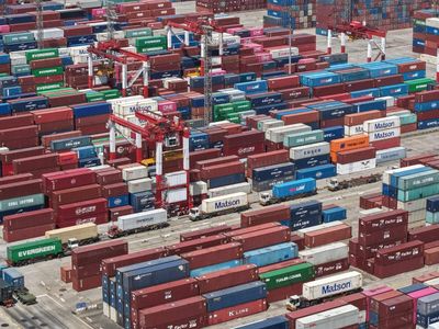 India, China trade rises to USD 91.72 bn in first 6-month, trade deficit widens to USD 67.1 bn