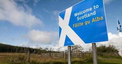 Scotland 'a magnet' as thousands move up from rest of UK, figures show