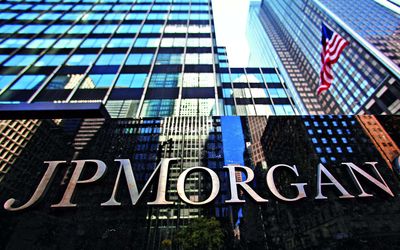 JPMorgan posts record profit on big gains from dealmaking, stock trading