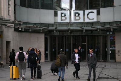 500,000 UK households cancel their BBC TV licence in a year