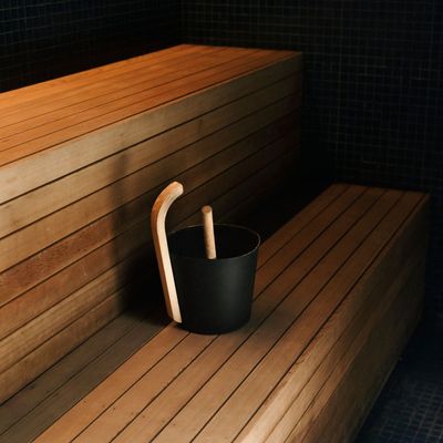 I Caved and Tried The Latest Wellness Trend—Six Months of Saunas Later, My Body Handles Stress Completely Differently