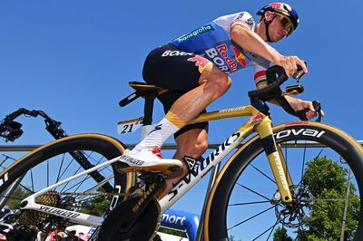 Remco Evenepoel is using unreleased Specialized lace-up shoes at the Tour de France, and nobody has noticed
